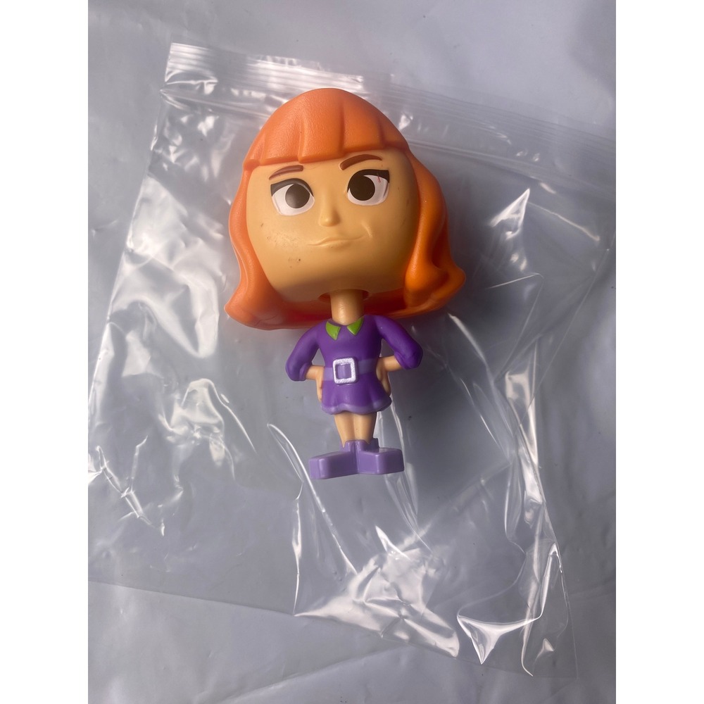 McDonalds Scooby-Doo Daphne Blake Happy Meal Toy Figure 2021 Purple Dress